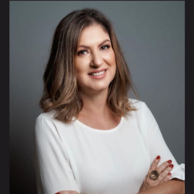 Imagem ilustrativa do convidado Andréa Cintra Lopes